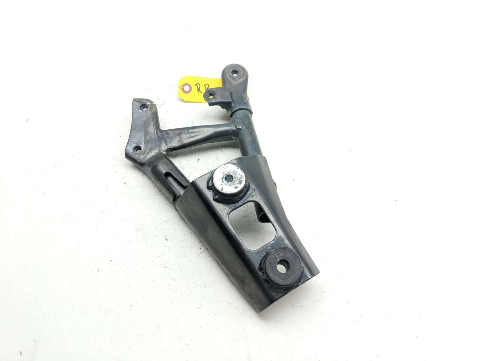 05-09 Suzuki Boulevard C50 VL800 Rear Right Exhaust Support Mount Bracket