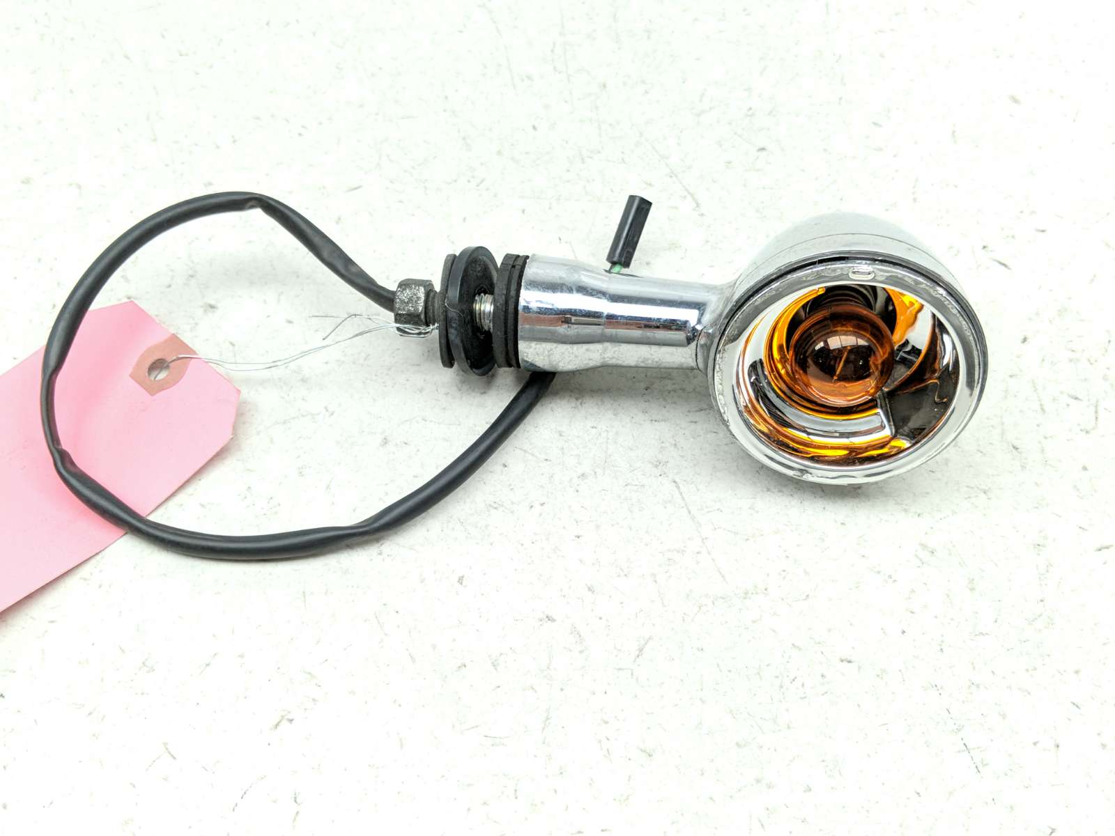 17-21 Suzuki M109R BOSS VZ1800 Rear Right Turn Signal Flasher Indicator Light