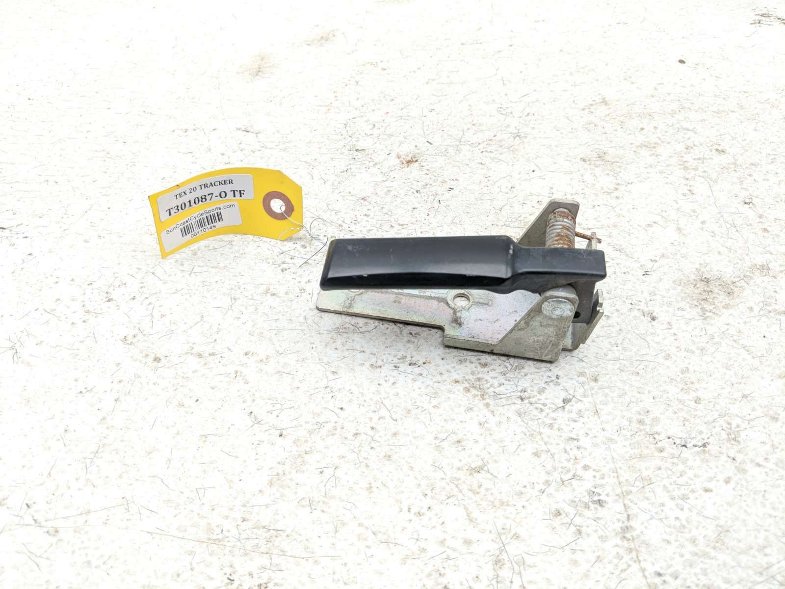 20 Arctic Cat Tracker Wildcat XX Front Left Interior Door Handle Latch Lock Striker