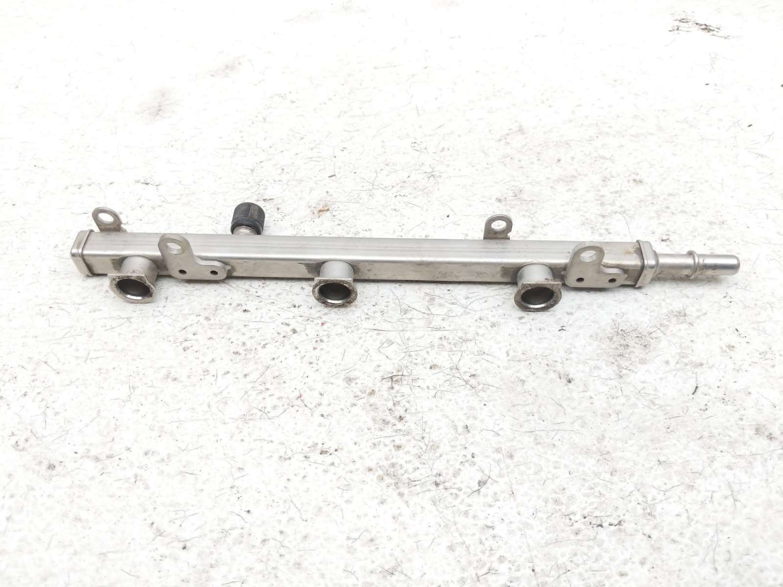 20 Arctic Cat Tracker Wildcat XX Fuel Injection Injector Rail