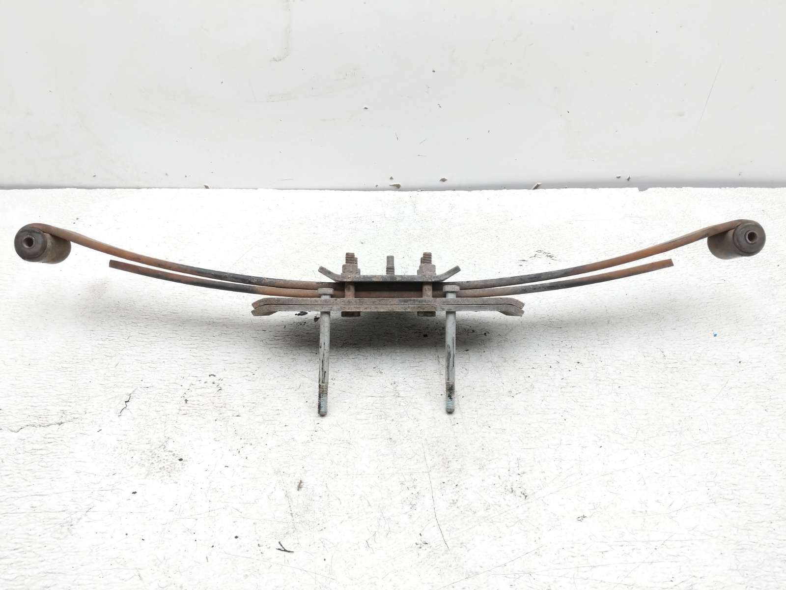 14 Club Car Carryall 700 Rear Right Leaf Springs Suspension w/ Mount Bracket