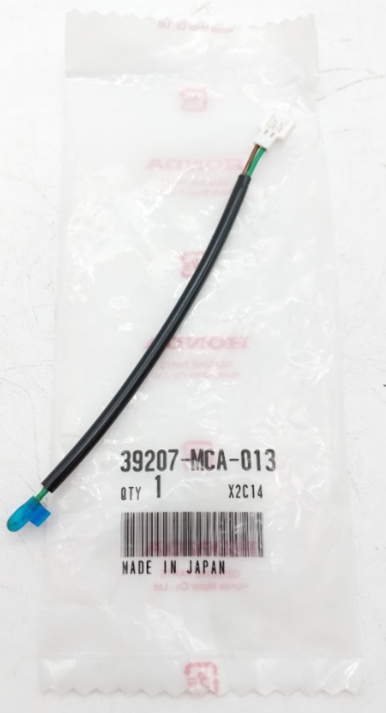 HONDA NEW OEM BULB T3 2001-2010 GOLDWING 39207-MCA-013 QTY 2