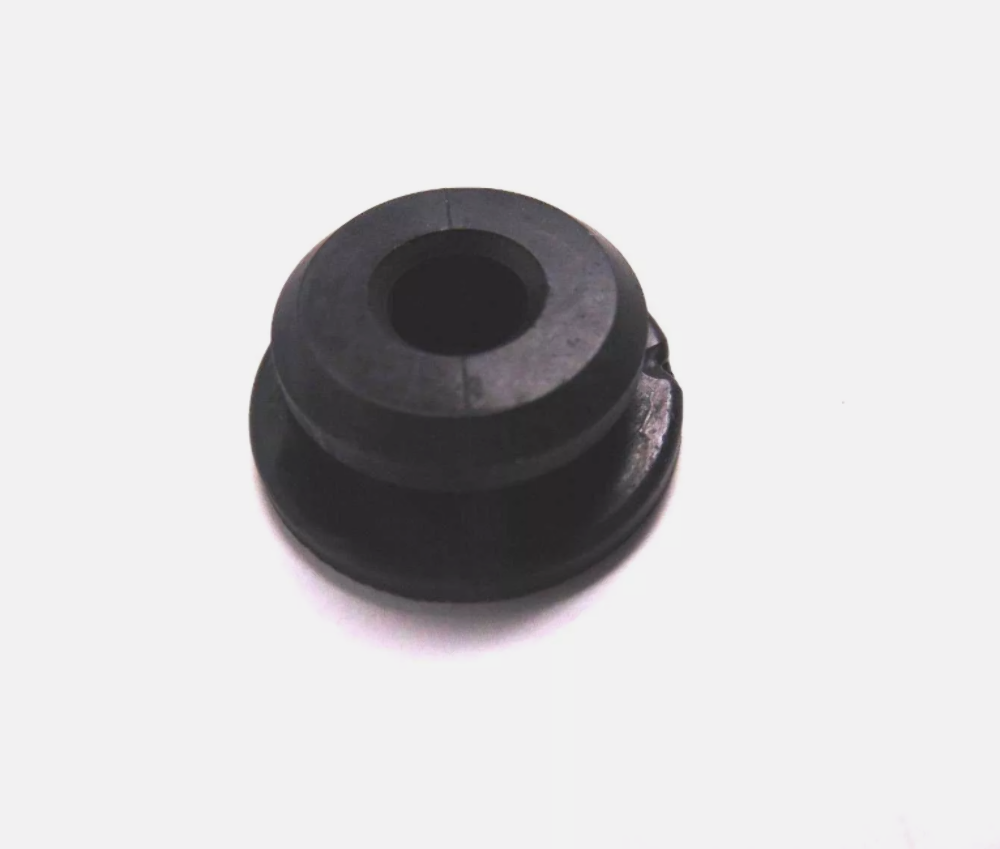 OEM Arctic Cat ATV Body Panel Side Panel Grommet 0423-678 NOS