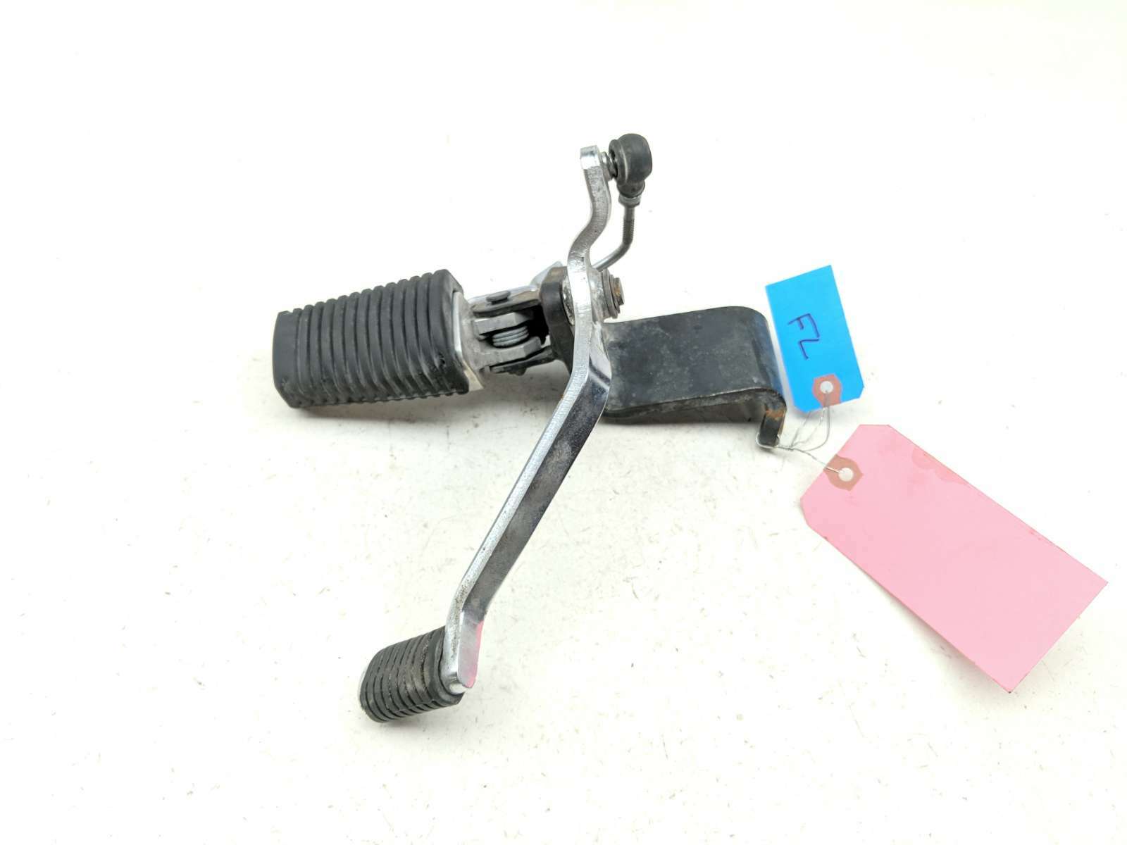 00-09 Yamaha V Star 1100 XVS1100 Front Left Driver Foot Peg w/ Shifter Pedal