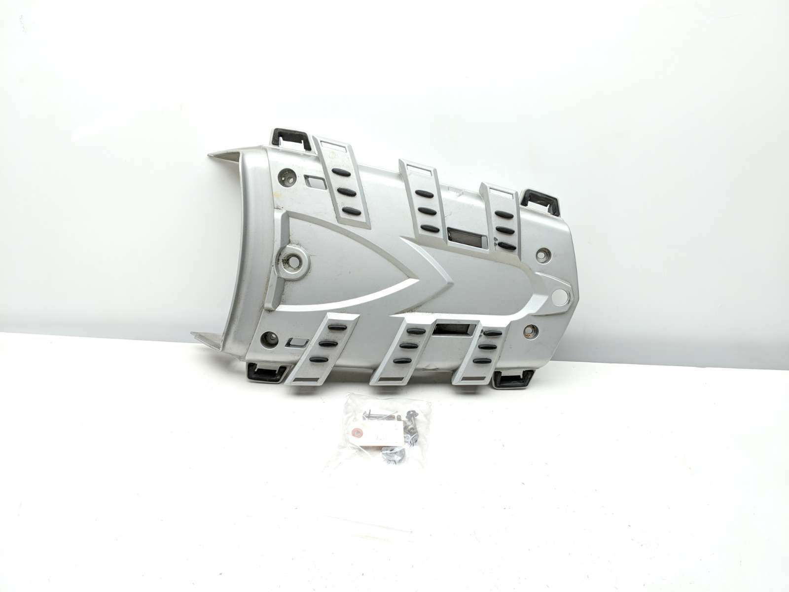 05-08 BMW R1200GS Rear Luggage Rack Plate Cover 7698454 46547698454