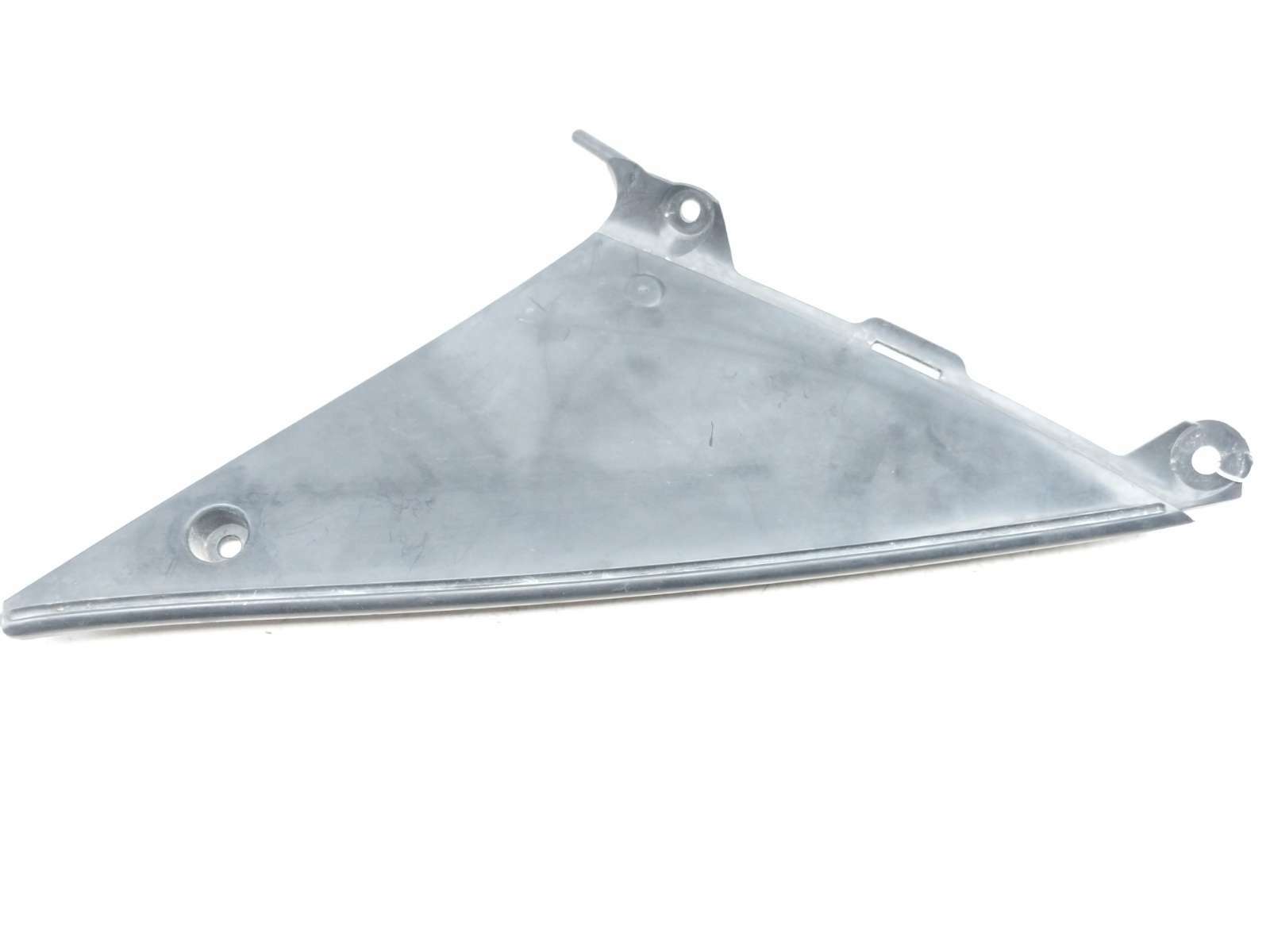 水盤 11-24 Suzuki GSXR 750 600 Front Left Inner Side Fairing Cover