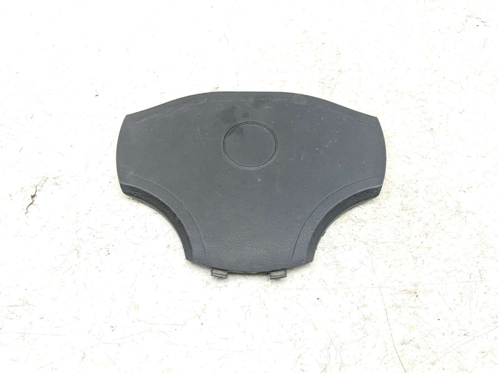 18 Club Car Carryall 1700 Steering Wheel Center Cap 1037246