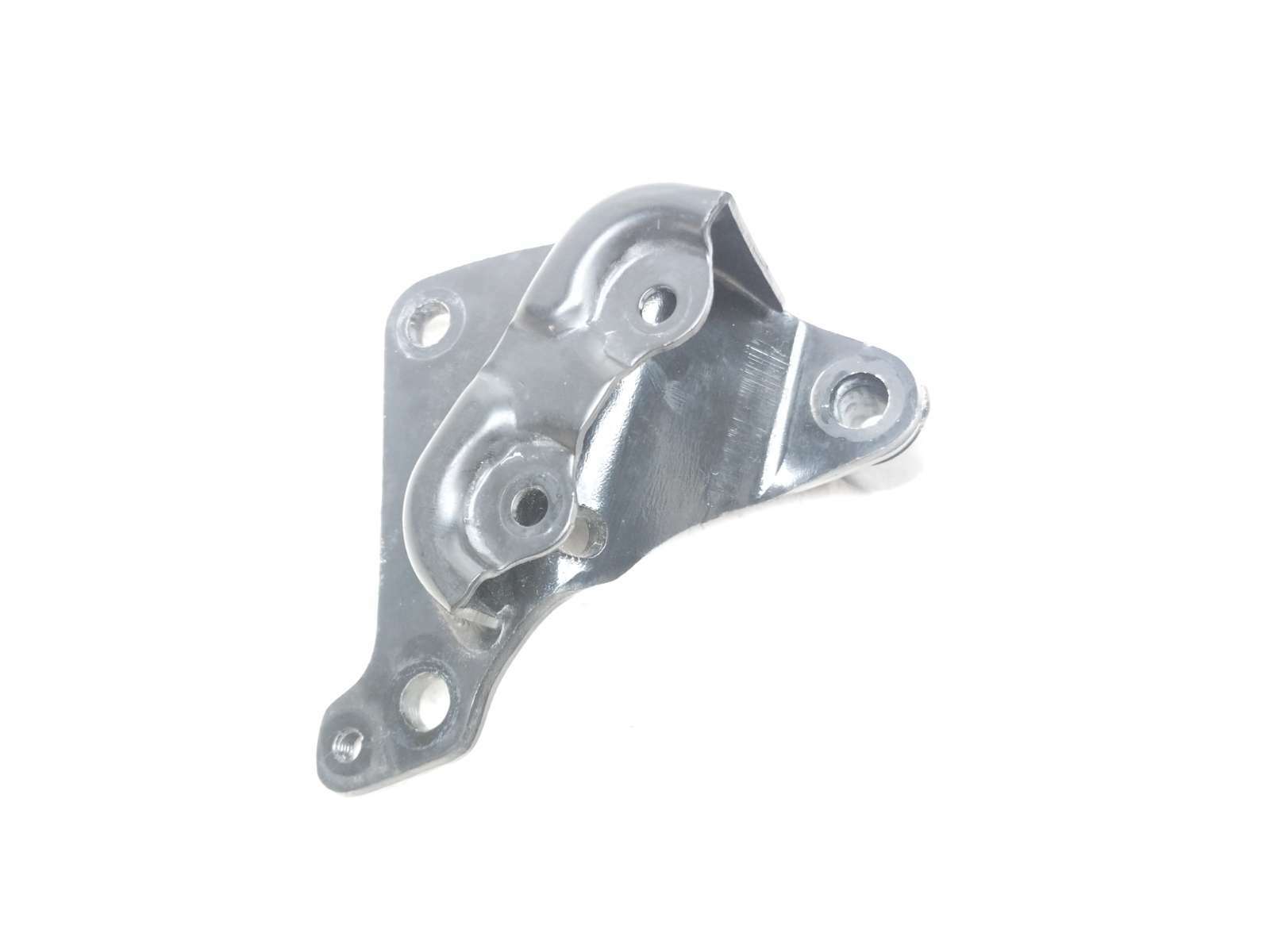 98-04 Suzuki VL1500 intruder LC Engine Motor Mount Bracket Holder B