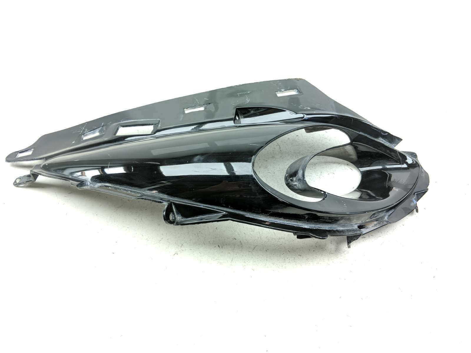 08-18 Suzuki Hayabusa GSX1300R Ram Air Tube Cover Fairing Plastic B