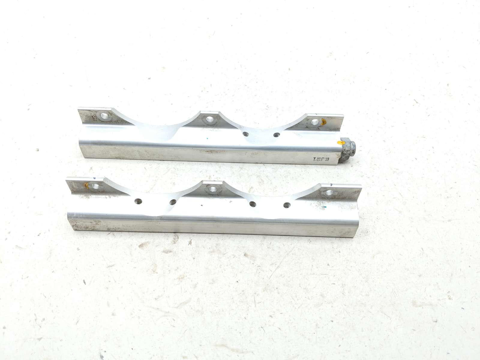 14 15 Honda Valkyire 1800 GL1800C Fuel Rail Mount Bracket Holder