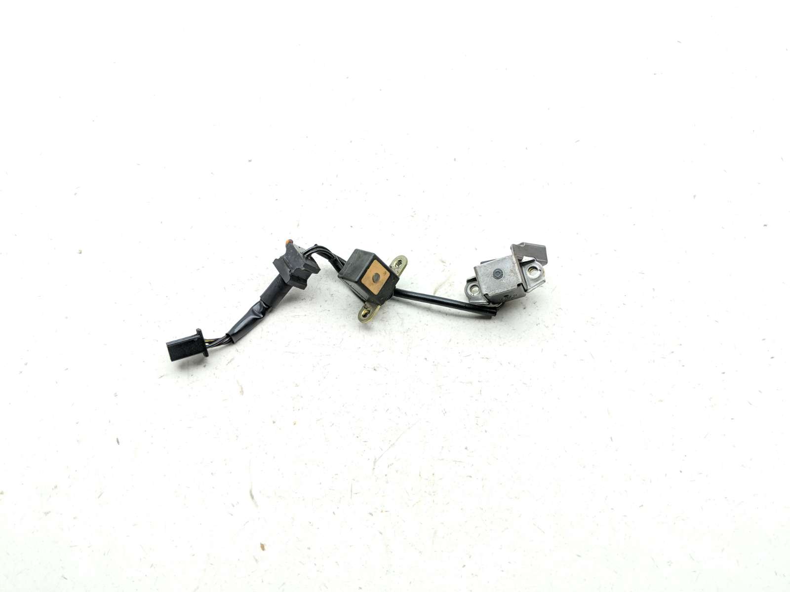 02 03 Kawasaki VN1500 Vulcan Mean Streak Engine Motor Ignition Pulsing Coil Sensor