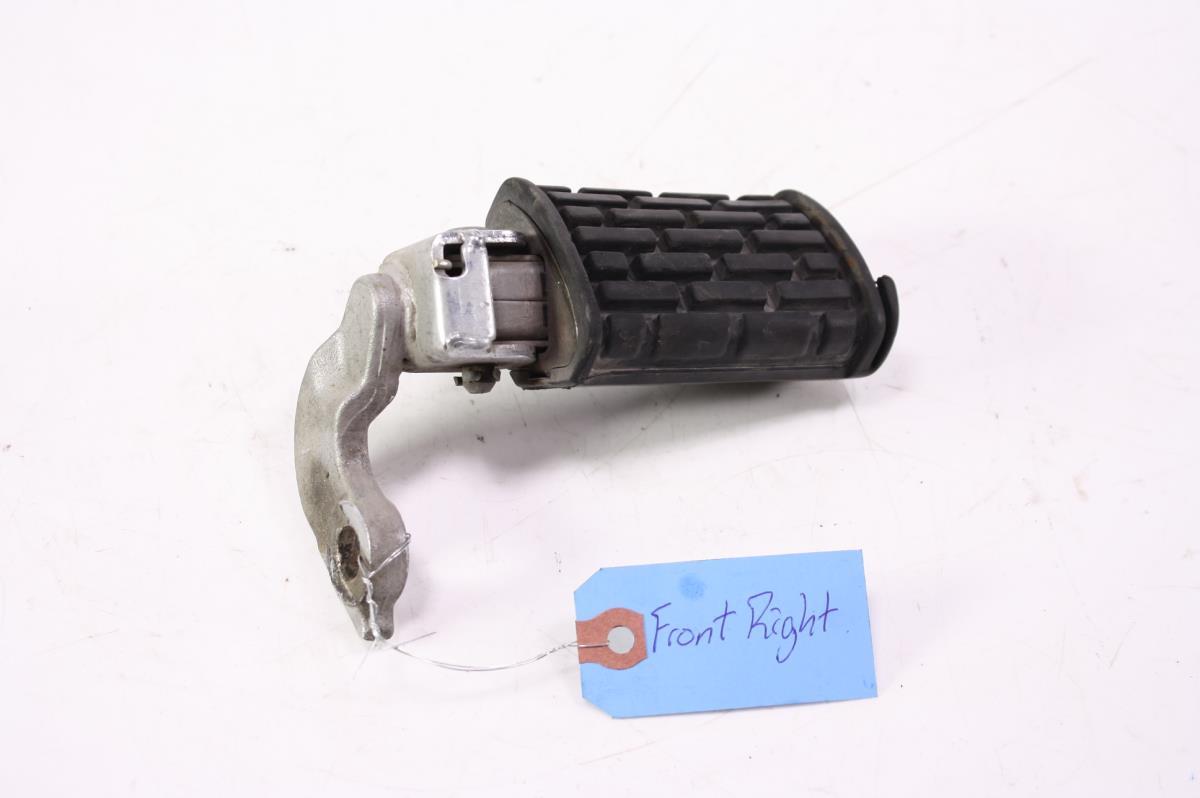 83 Yamaha Venture XVZ1200 Front Right Driver Foot Peg