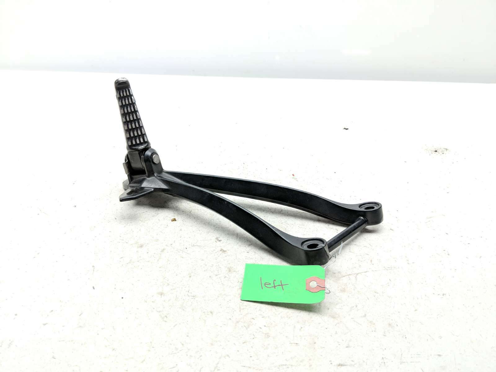 09-12 Kawasaki Ninja ZX6R Left Passenger Foot Peg W/Mount Bracket