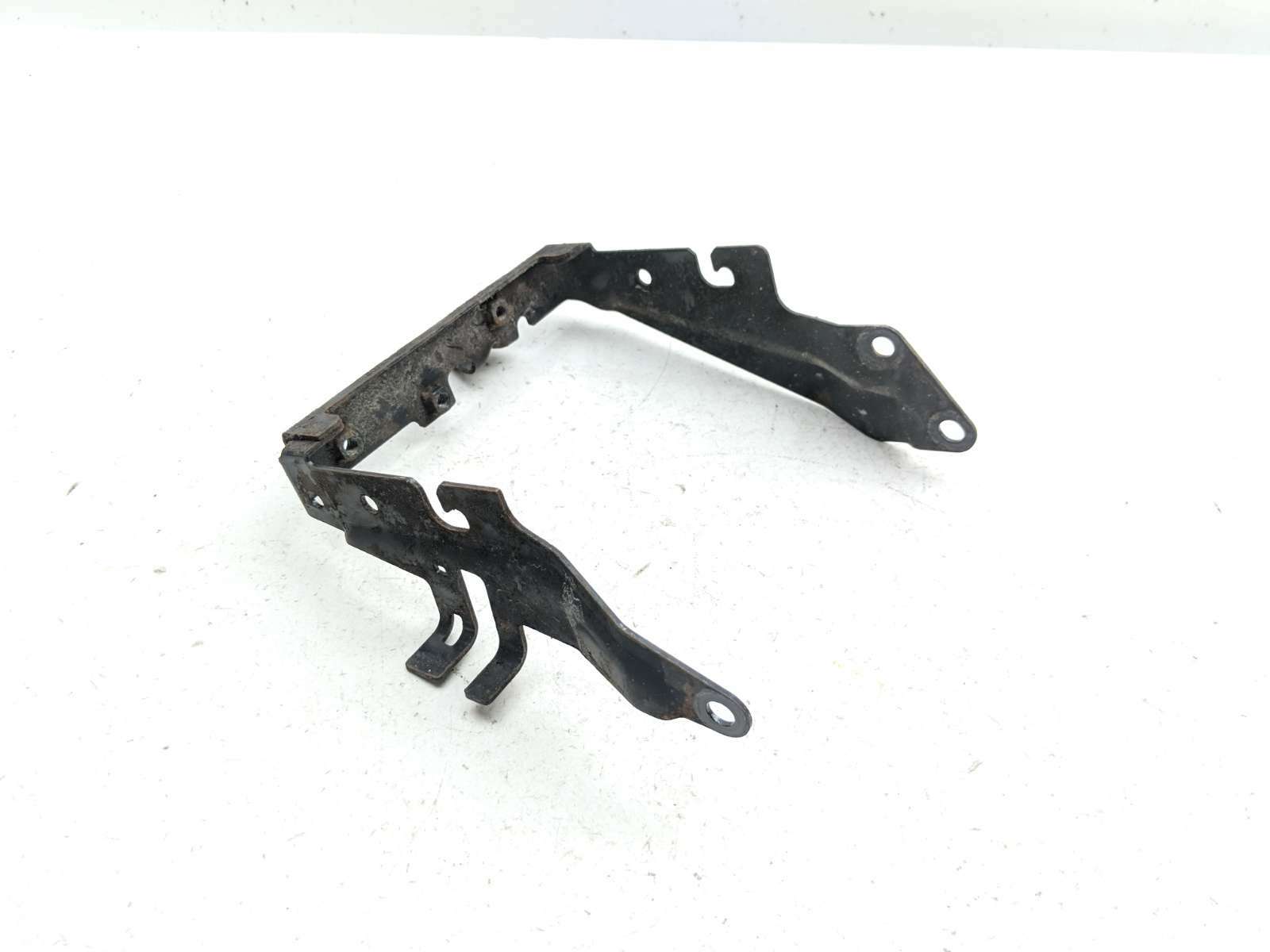 09-17 Triumph Thunderbird LT 1700 ABS Pump Anti Lock Brake Mount Bracket