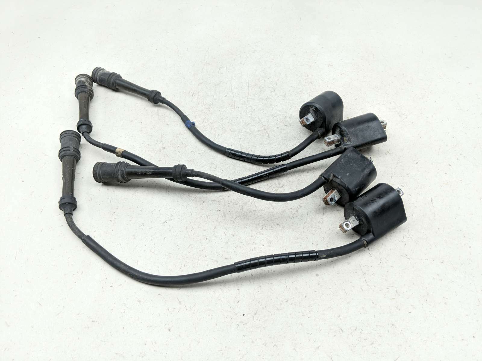 99-13 Yamaha XVZ1300 Royal Star Venture Ignition Coil Plugs Packs