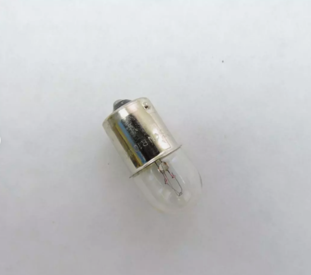 NOS YAMAHA CW50 CW 50 ZUMA FLASHER LIGHT BULB 27V8331100XX