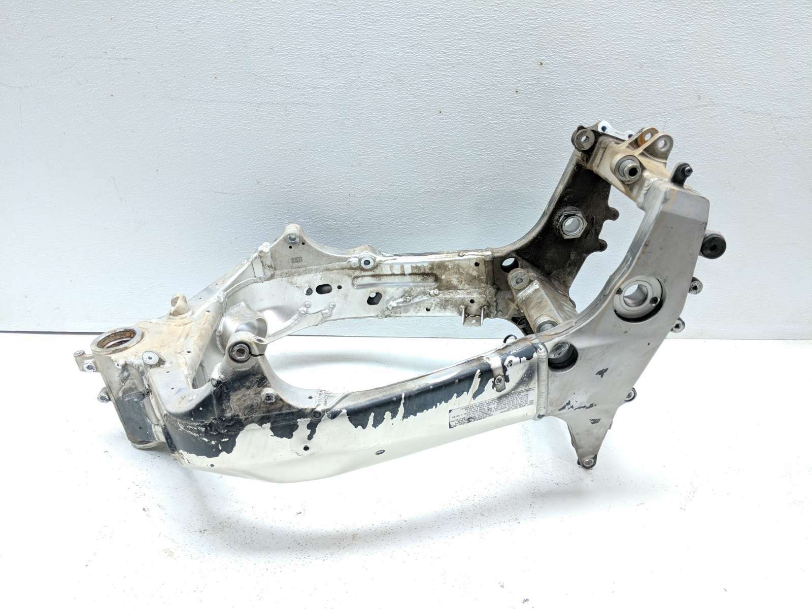 01-03 Suzuki GSXR 750 Main Frame Chassis STRAIGHT CLN