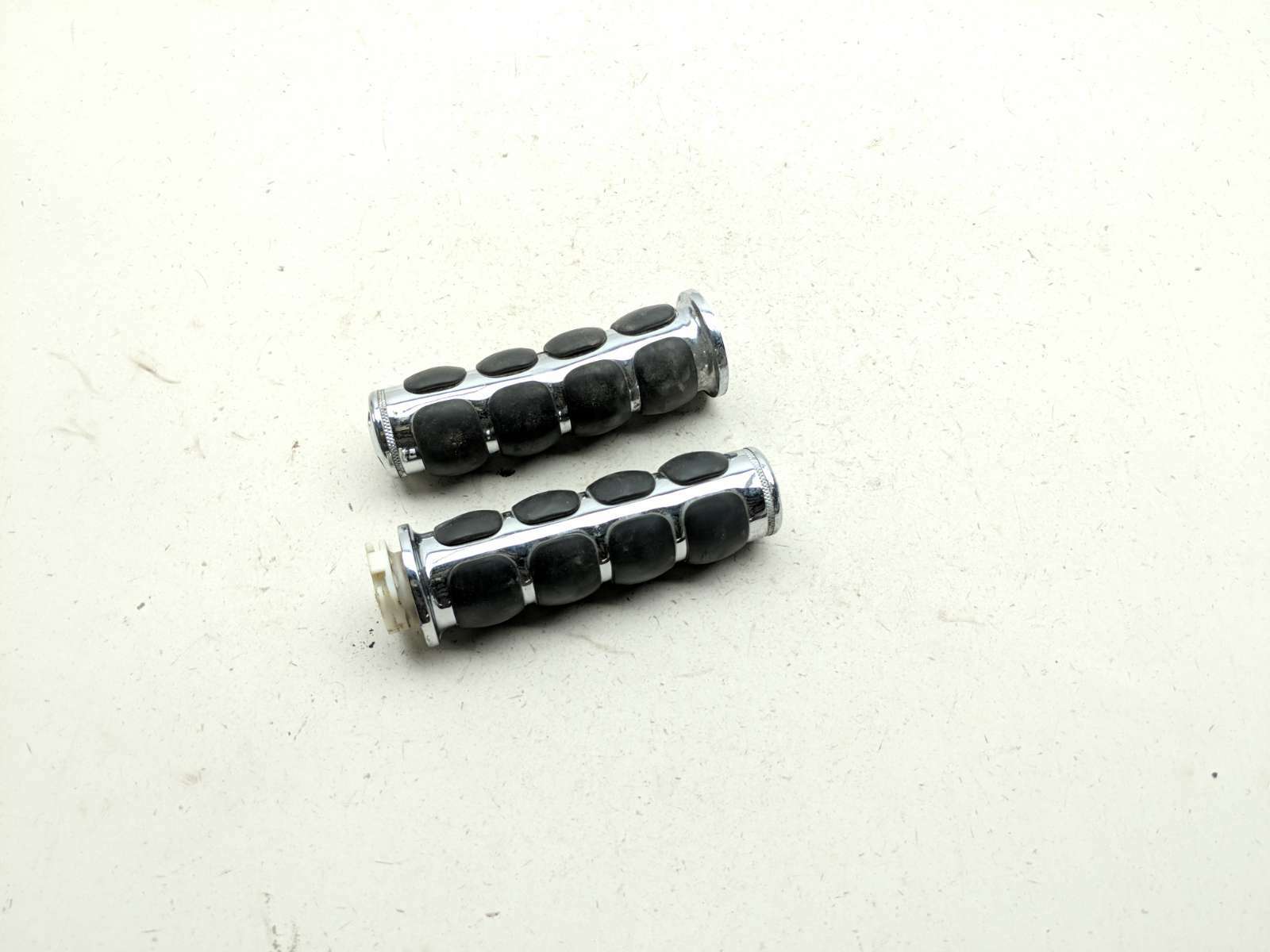 14 15 Honda Valkyire 1800 GL1800C Throttle Tube And Grips