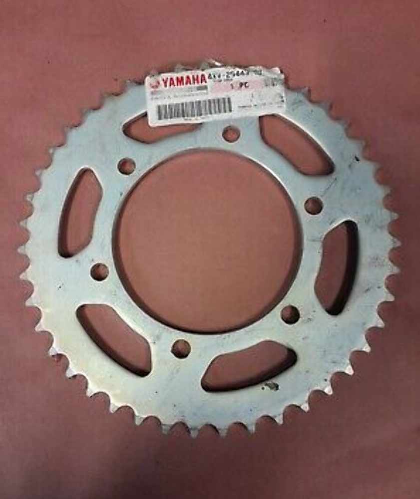 YAMAHA YZF-R1 2000-2001 SPROCKET, DRIVEN (43T) 4XV-25443-21