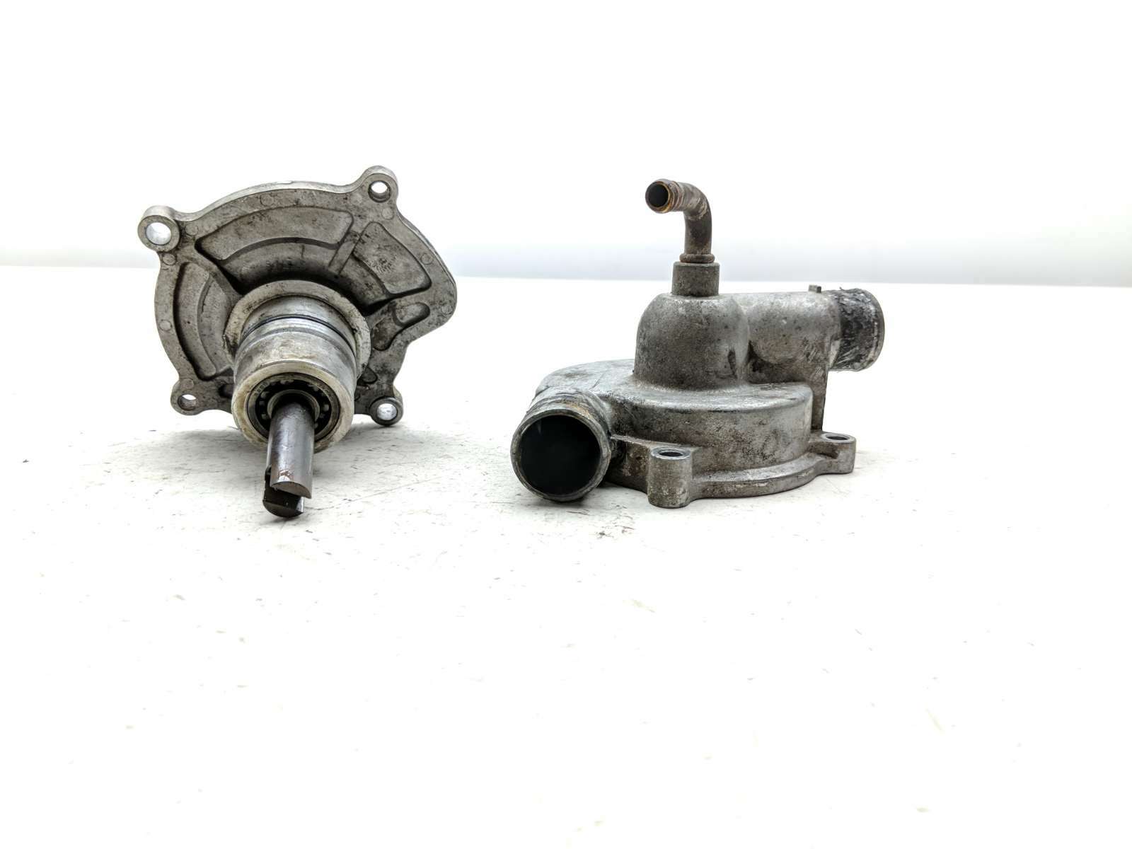 99-07 Suzuki Hayabusa GSX1300R Water Pump Covers