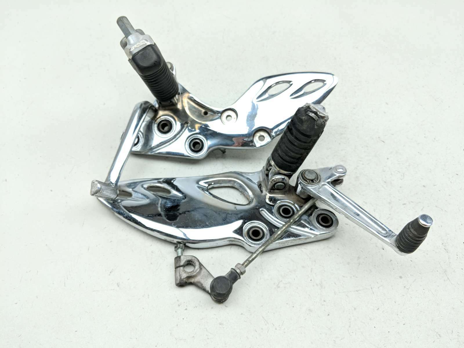 08-18 Suzuki Hayabusa GSX1300R Front Peg Rearsets w/ Linkage and Brake Pedals
