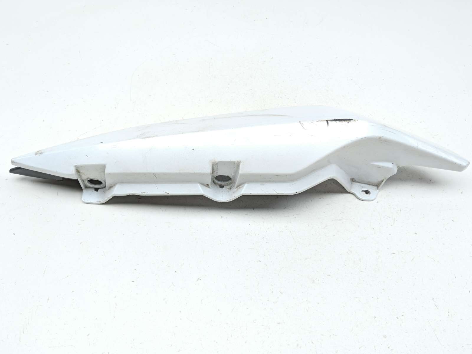 10-16 Yamaha FZ6R FZ6 Left Rear Tail Fairing Cover Panel