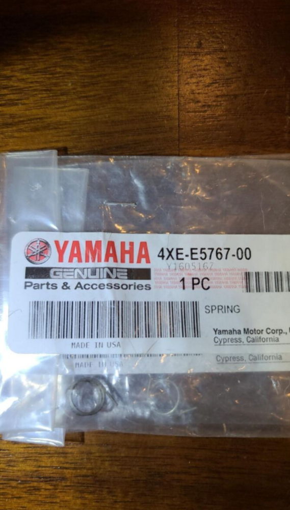 NOS Yamaha OEM ATV Spring 1999-02 YFM250 2002-03 YFM25 Bear Tracker 4XE-E5767-00