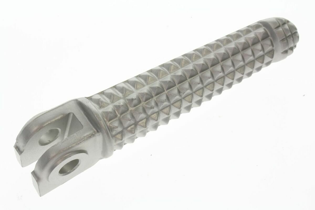 Yamaha FOOTREST 2C0-27451-00-00 OEM