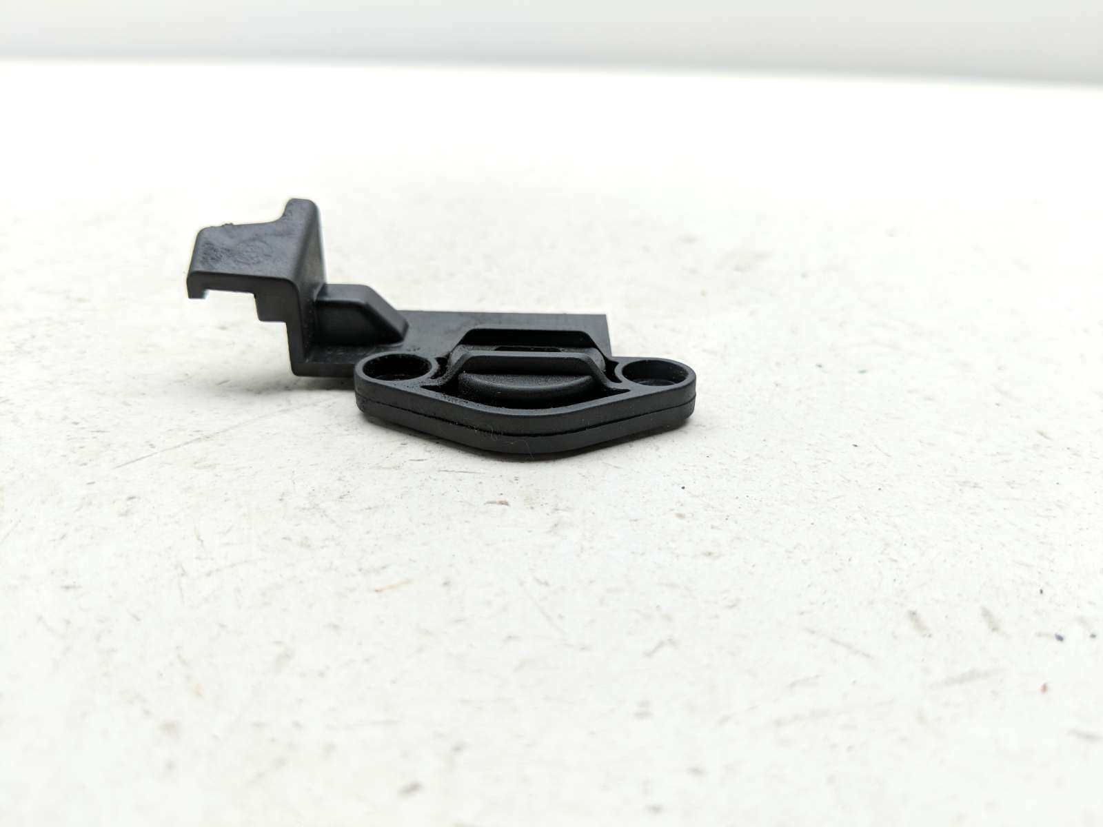 14-18 BMW R1200 R1200RT Cable Guide Mount Bracket Holder B
