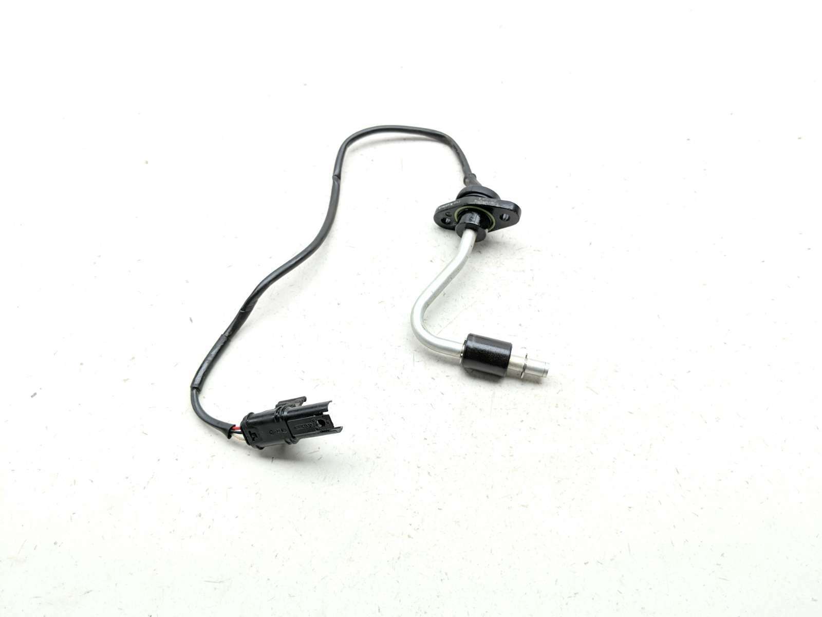 14-18 BMW R1200 R1200RT Engine Motor Oil Pressure Sensor