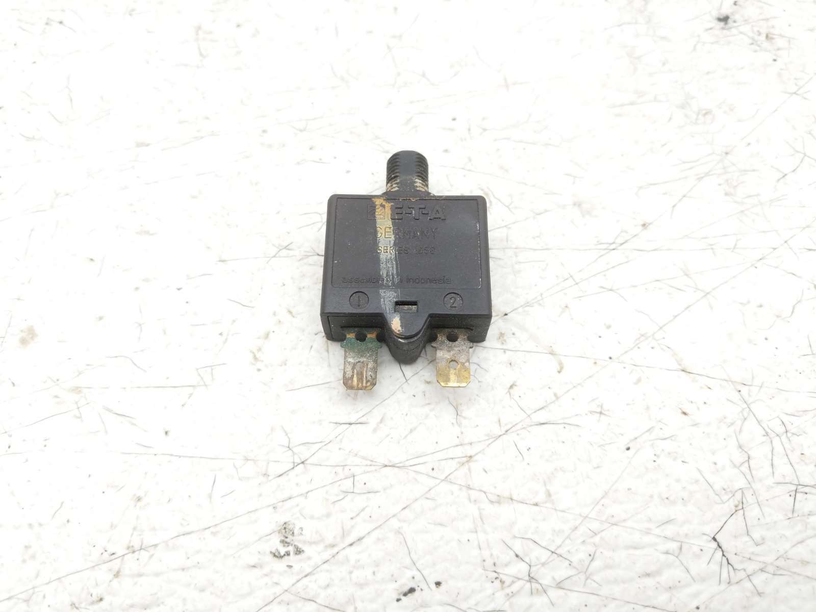 2013 Genie GS1930 Scissor Lift Circuit Breaker Protector