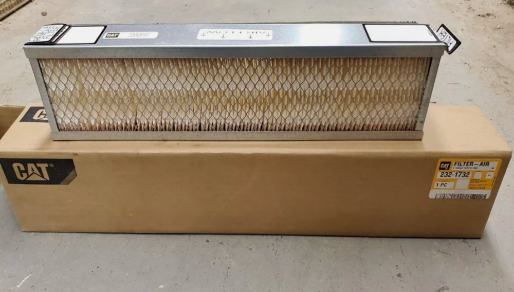 Caterpillar Air Filter 232-1732 CAT filter 15" X 4" X 2 3/4" U.S.A.