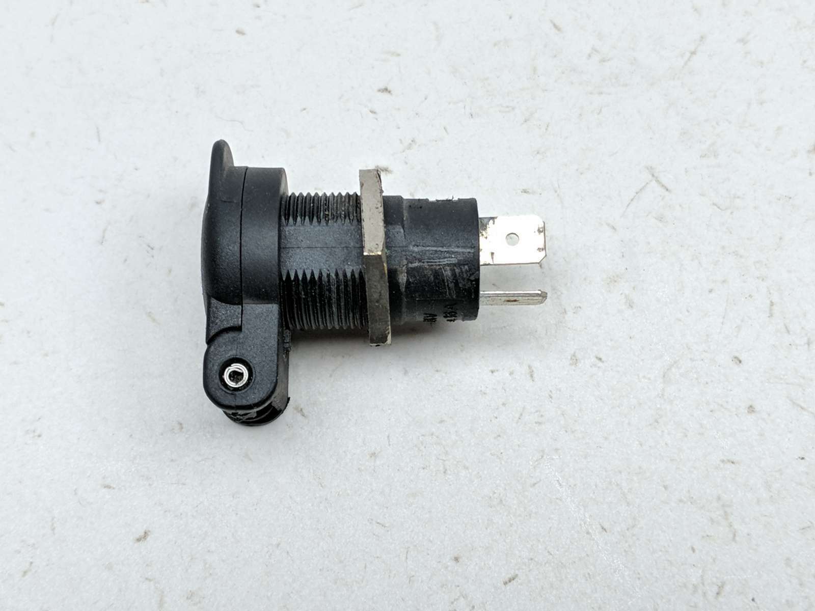 10-18 Ducati Multistrada 1200 Auxiliary Power Outlet Socket Plug B  024992
