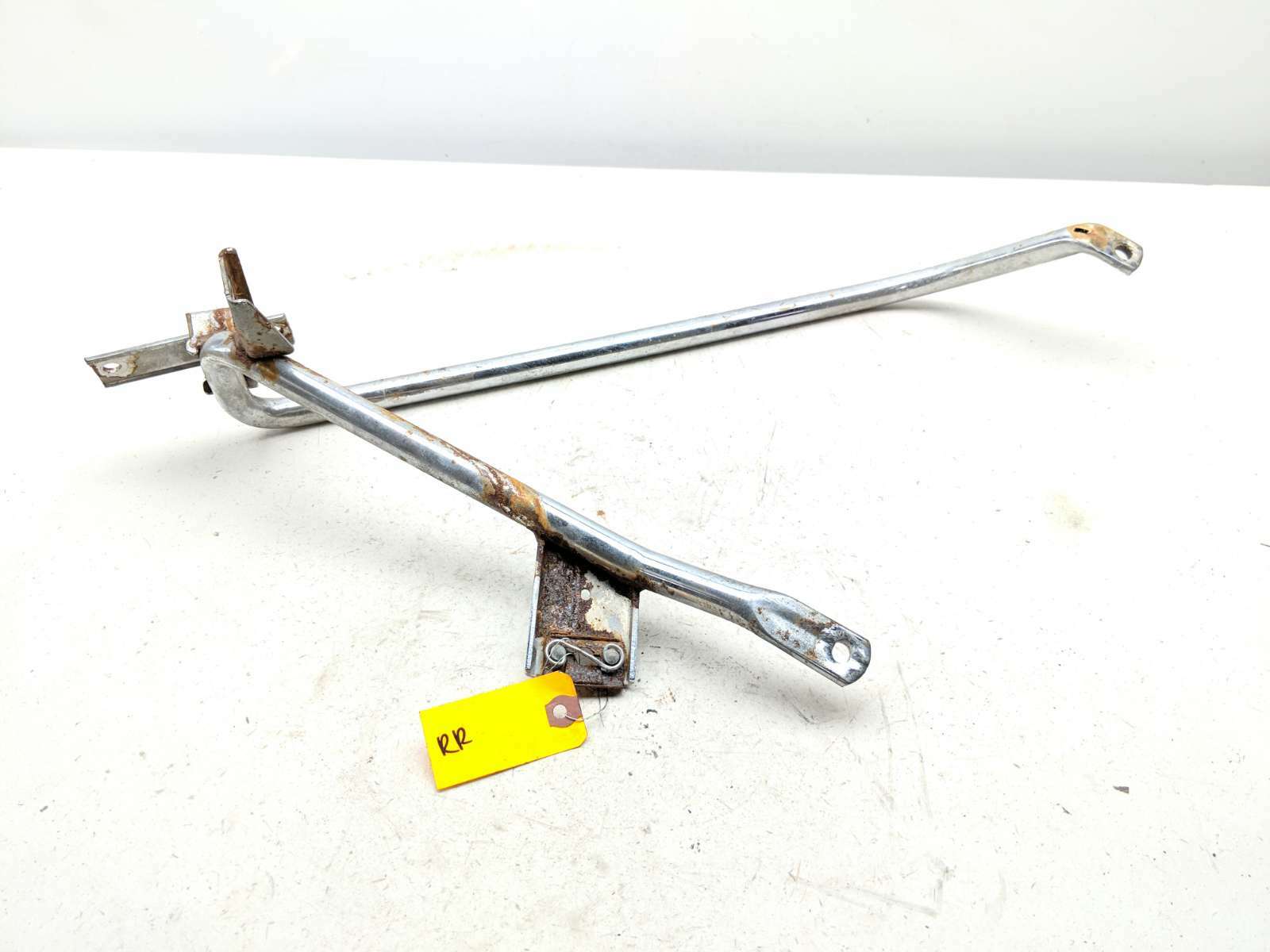 12-16 Harley Davidson FLHX Street Glide Right Saddlebag Support Mount Bracket