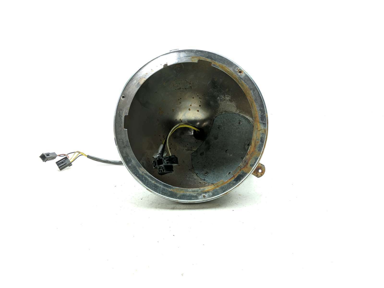 05-09 Harley Softail Heritage Classic FLSTCI Front Headlight Housing Assembly