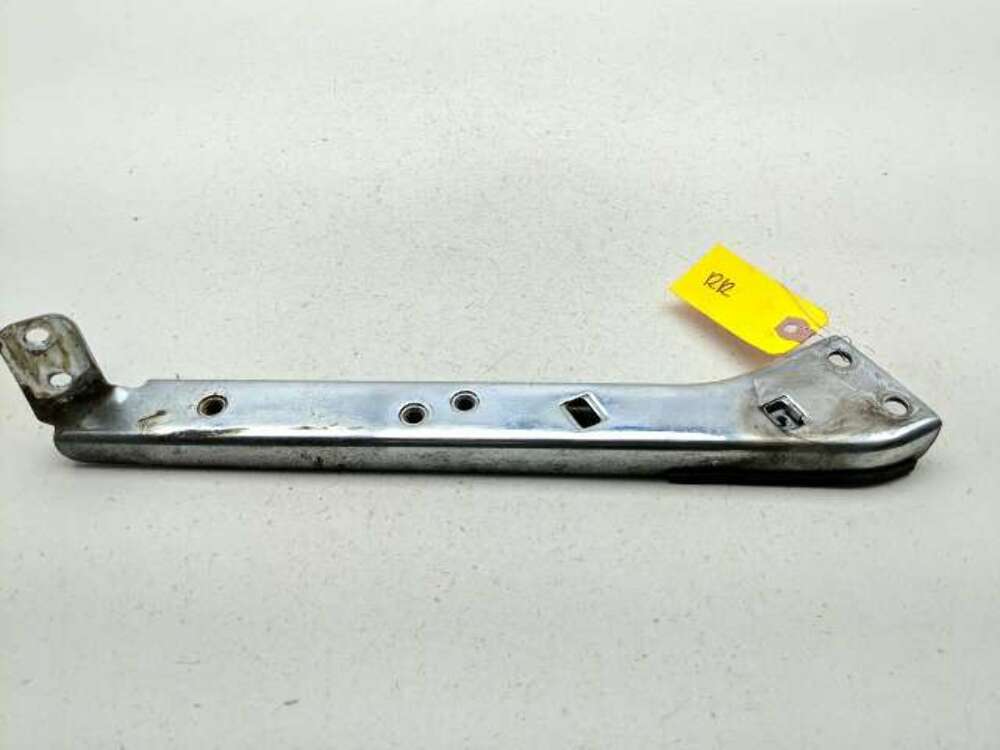 00 Harley Davidson FLHRCI Road King Classic Rear Right Saddlebag Mount Bracket