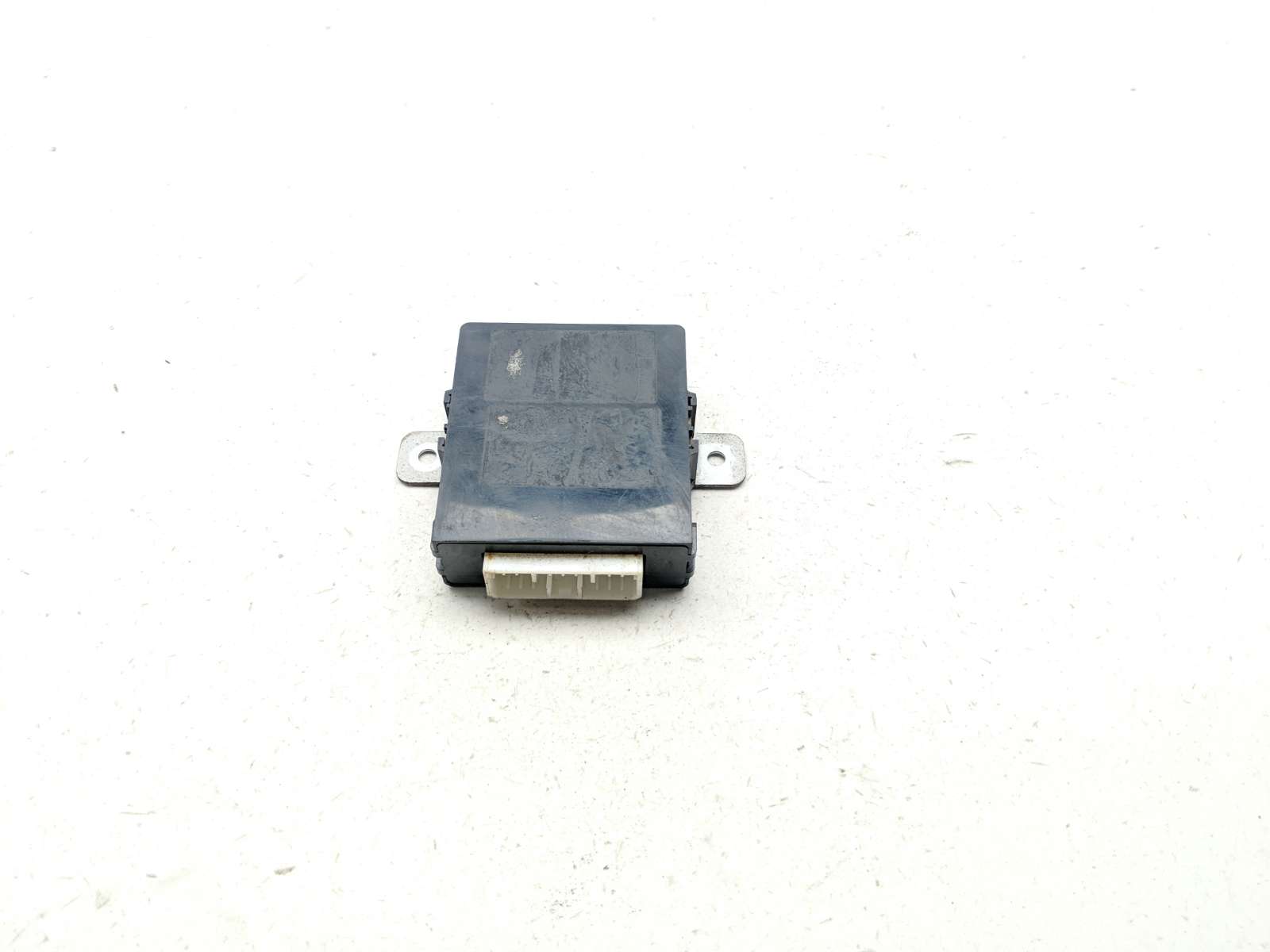 01-05 Honda Goldwing 1800 GL1800 Trunk Lock Control Module