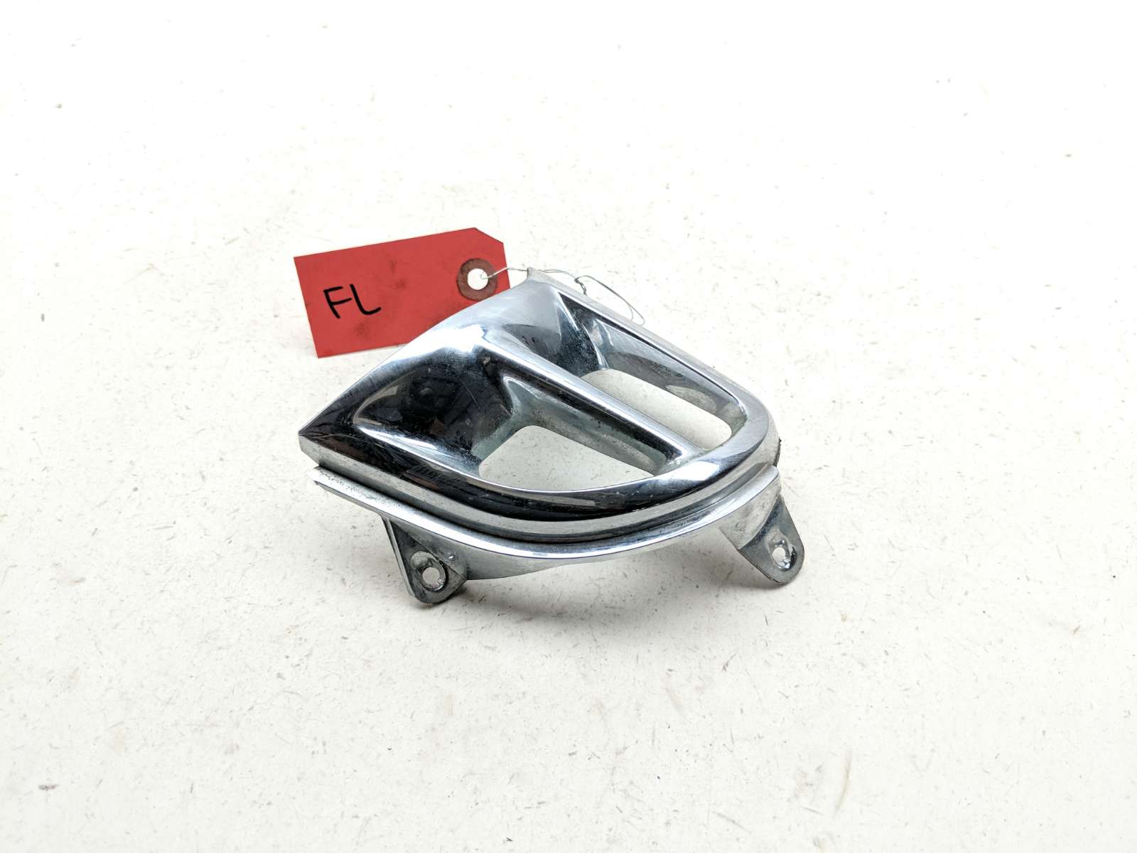 01-05 Honda Goldwing 1800 GL1800 Front Left Chrome Vent Cover