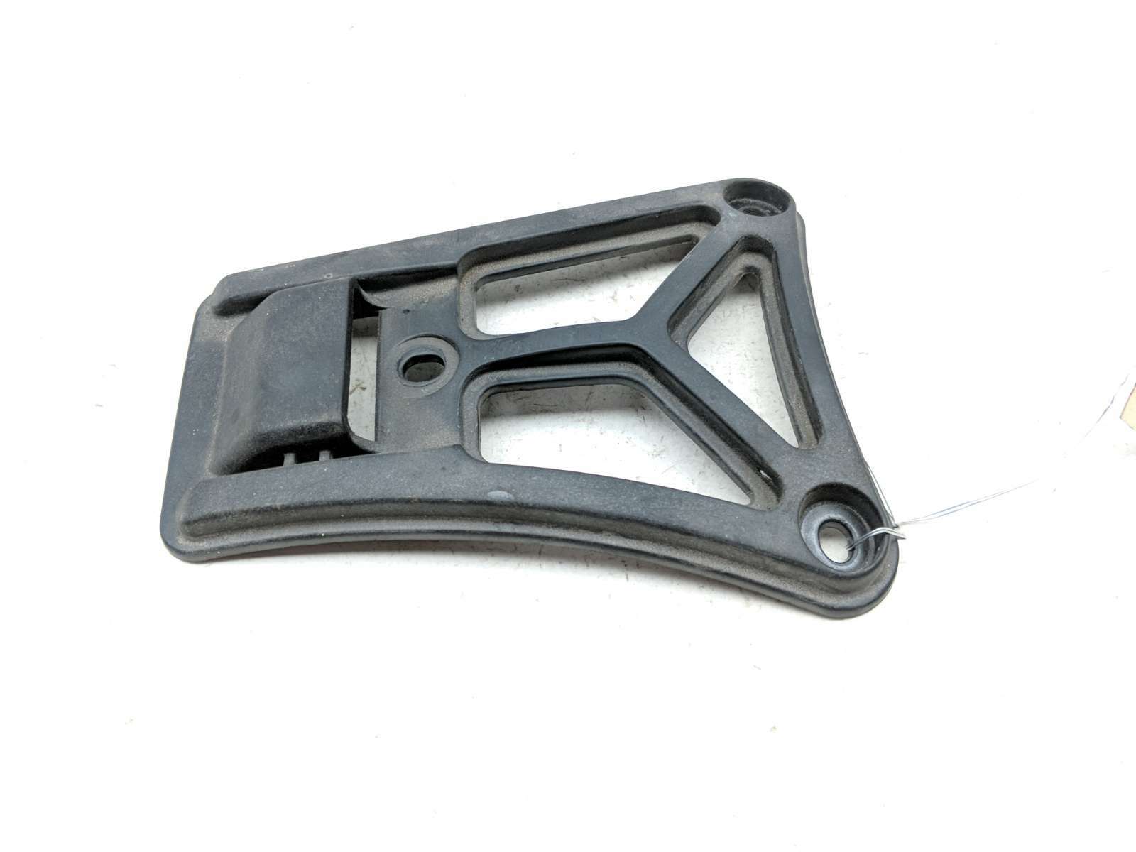98-06 Victory V92 V92C Deluxe Rear Passenger Seat Fender Mount Bracket