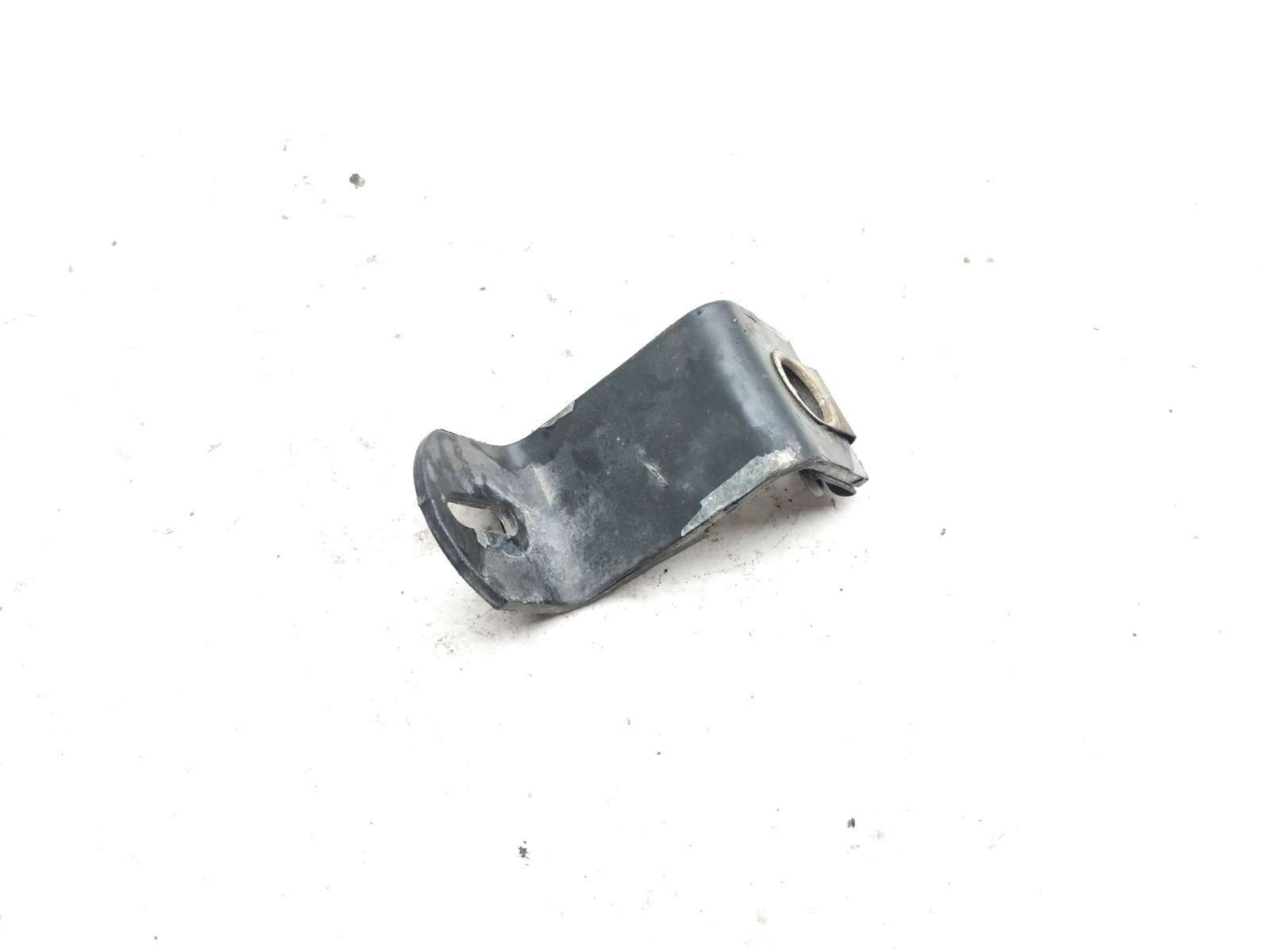 00-06 Harley Davidson FLHRI Road King Rear Right Exhaust Mount Bracket TRSH PL