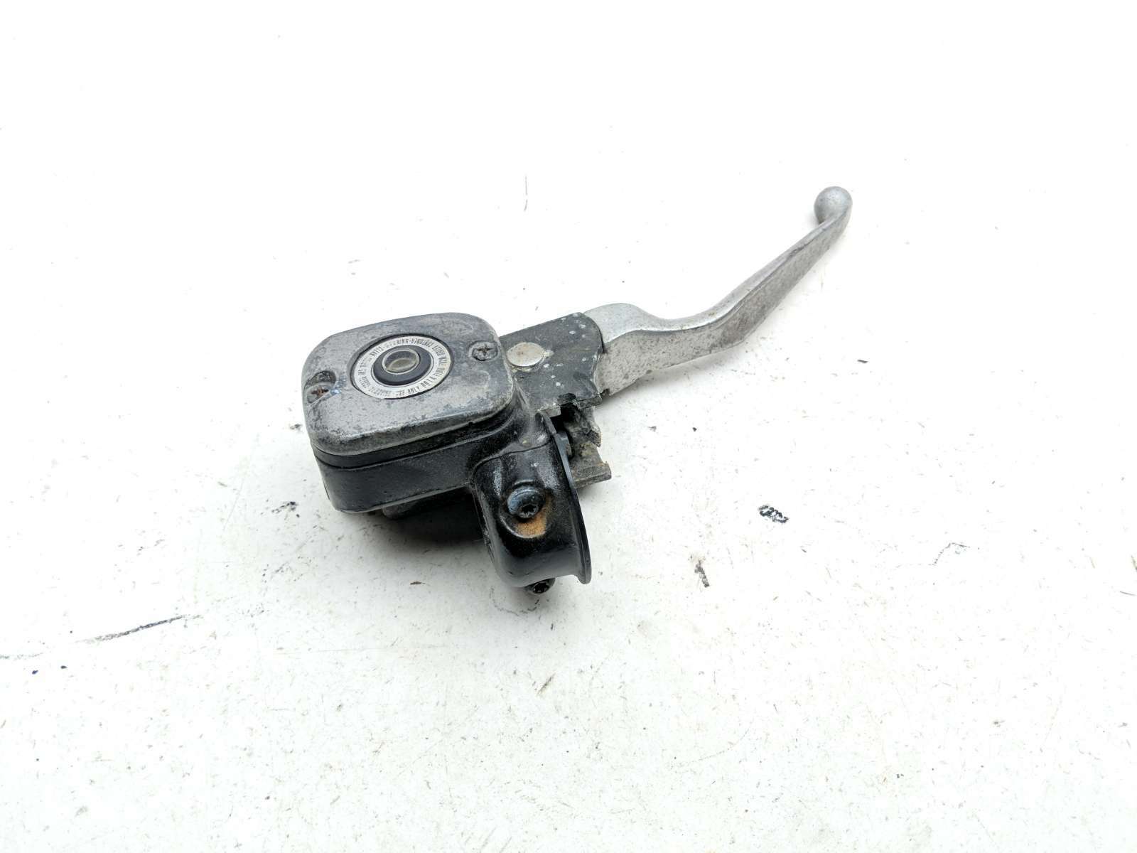 00-06 Harley Davidson FLHRI Road King Right Front Brake Master Cylinder