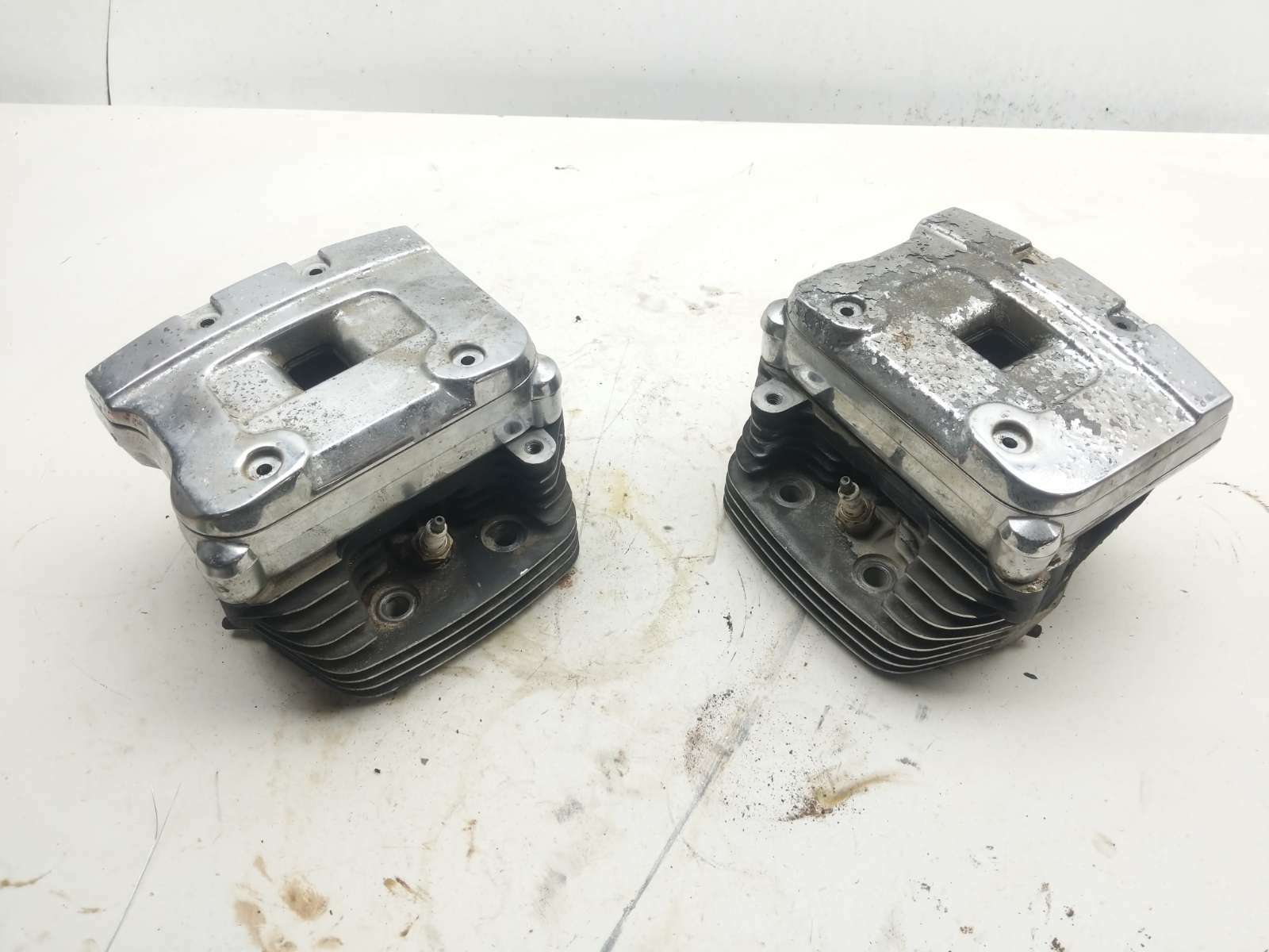 94-99 Harley FLHR Road King Engine Motor Cylinder Heads Chrome