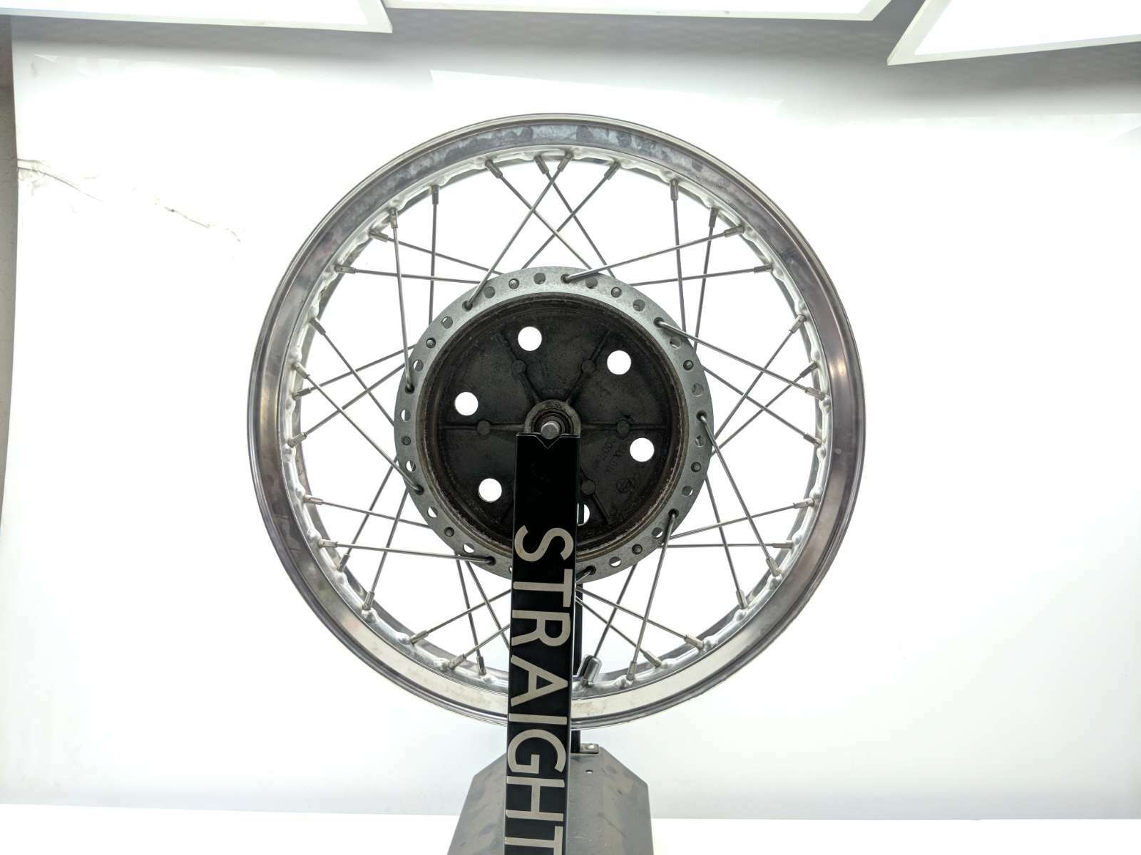 98-03 Harley Davidson Sportster XL883 Front Wheel Rim STRAIGHT 19X1.85