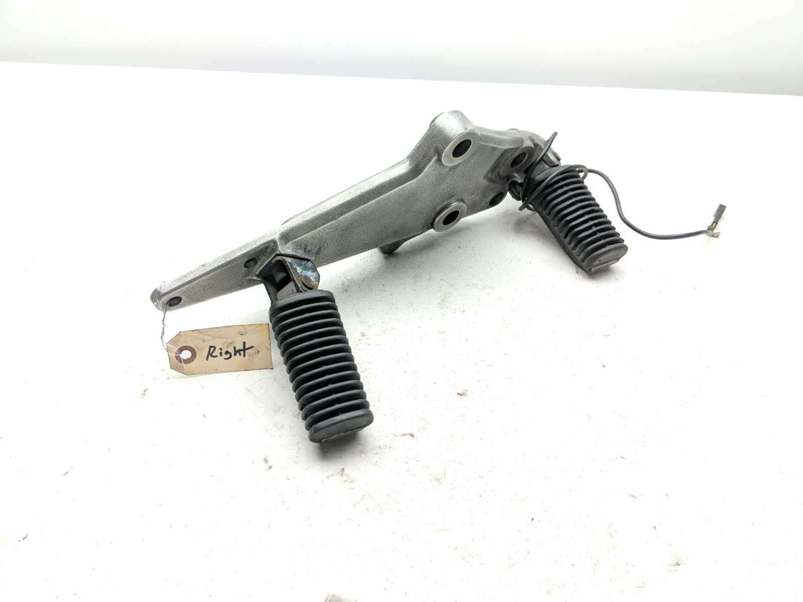 83-89 BMW K100 Front Right Driver Peg Passenger Peg Rearset 4549400 46711454887