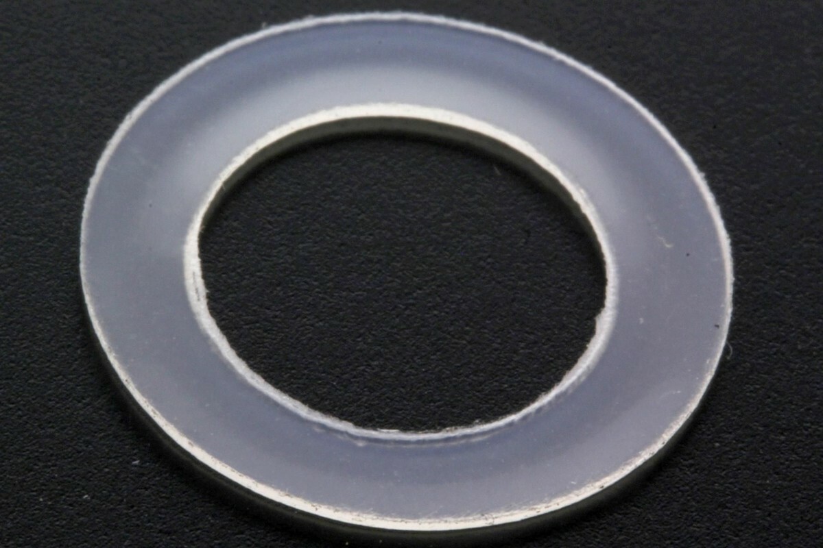 KAWASAKI OEM 10.4X15.9X0.5mm Plastic Washer 92200-0157 - Sun Coast