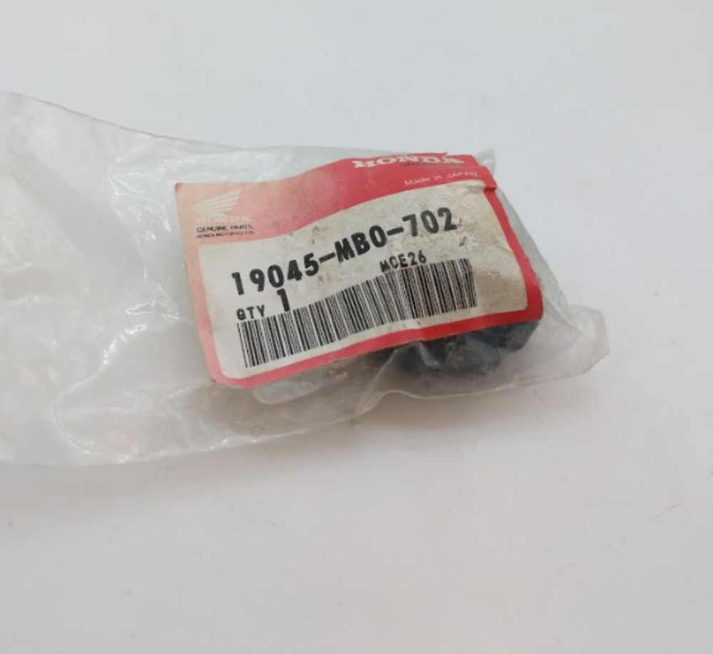 HONDA GL 1200 1500 VT VF 500 700 750 1100 VTR250 OEM RADIATOR CAP 19045-MB0-702