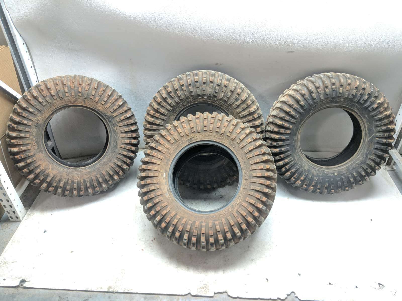 Tire Maxxis Roxxzilla Radial ML7 32x10-15 Set