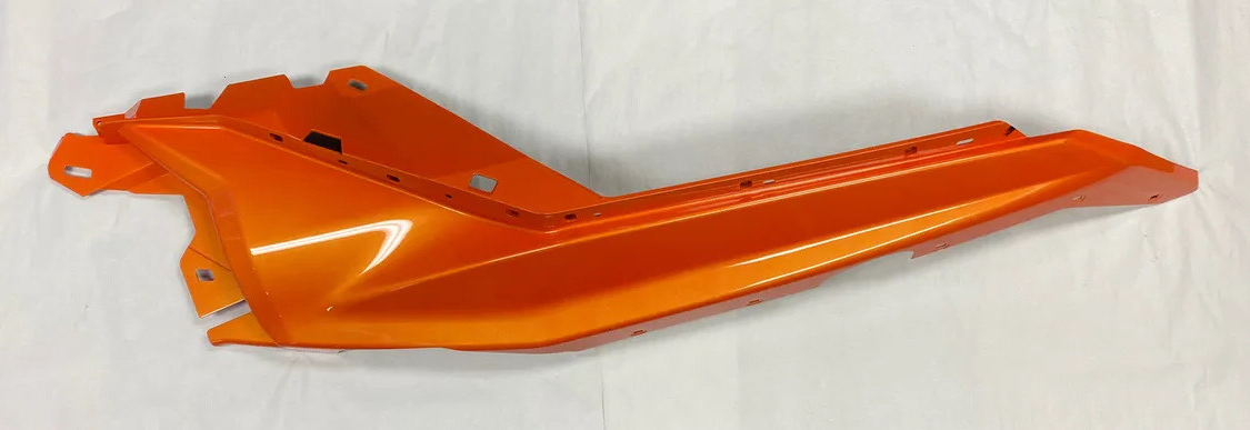 19-20 Can-Am Maverick X3 Turbo New OEM RH Rear Fender Phoenix Orange 705013361