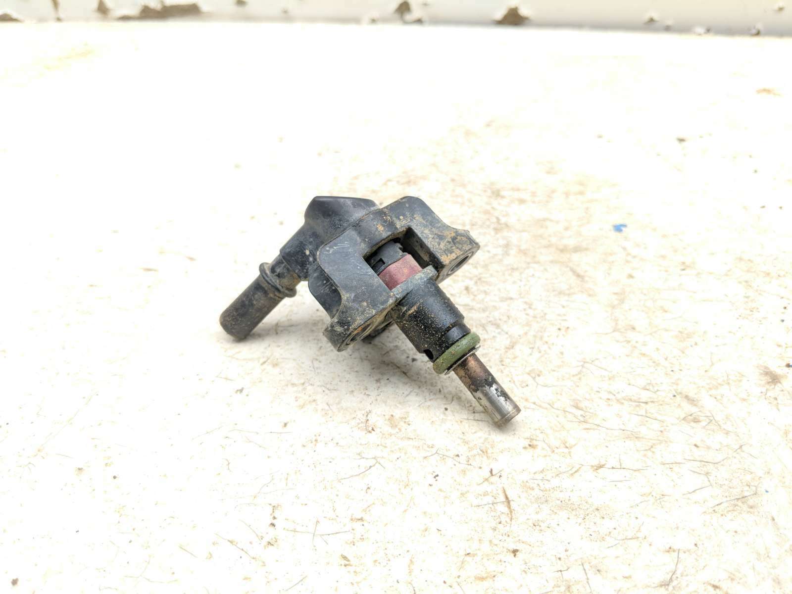 18-21 Can Am Maverick Sport 1000  Gas Fuel Injector B