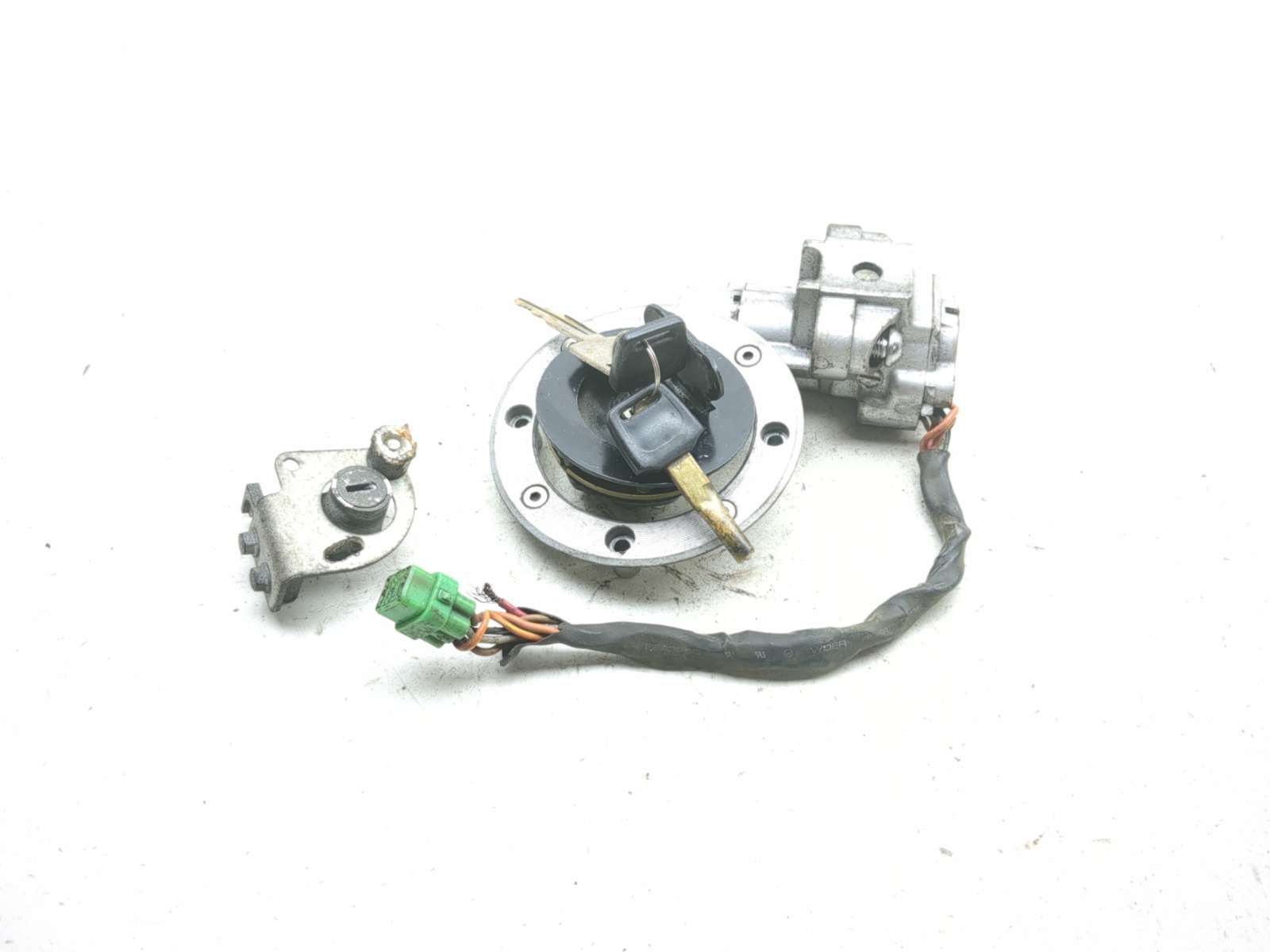 98-06 Suzuki Katana GSX 600 750 Lock Set Helmet Ignition Switch Cap Lock And Keys